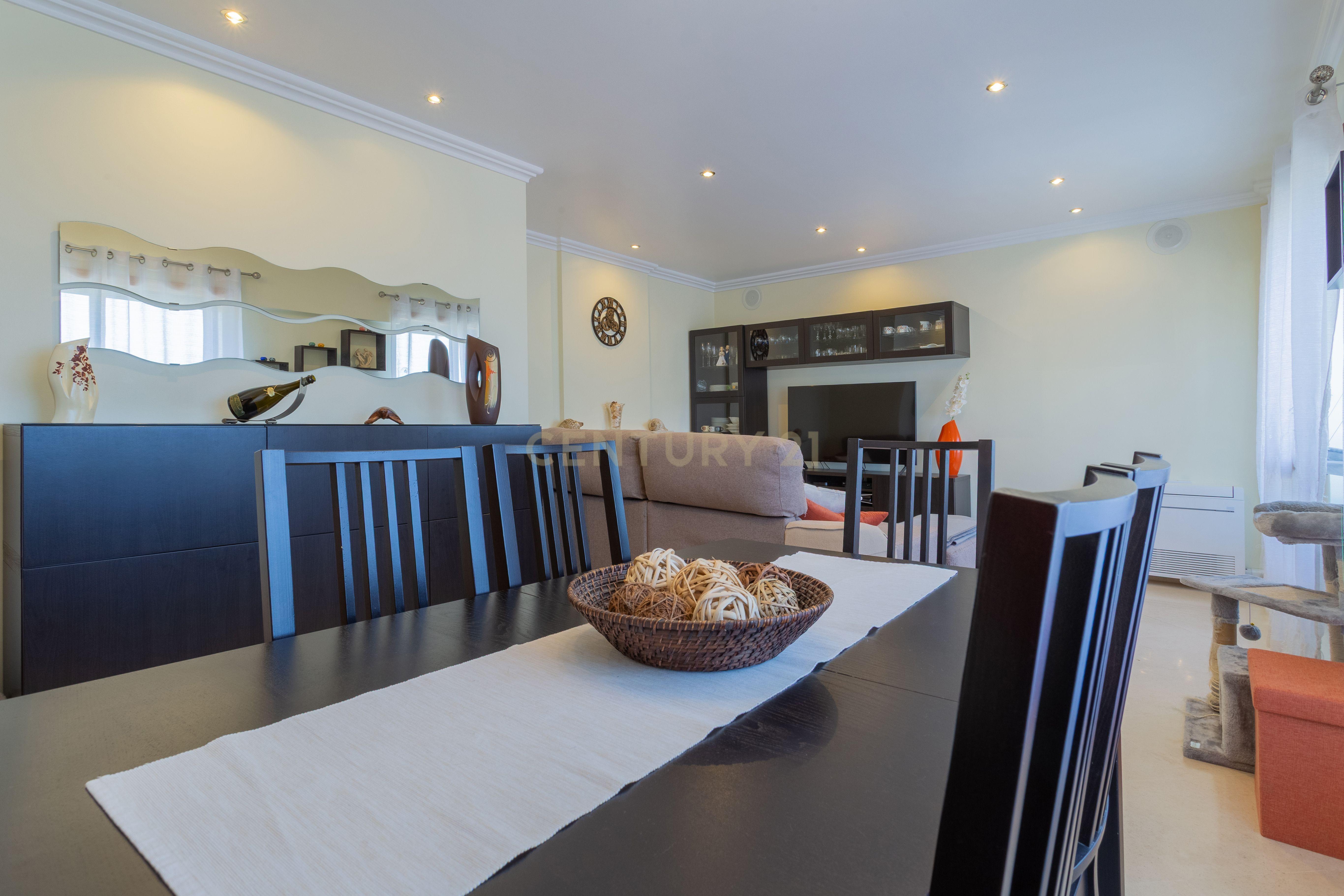 Excelente apartamento, T3, para venda, prédio com elevador na Charneca da Caparica a 1.500 m da praia. - Image 19