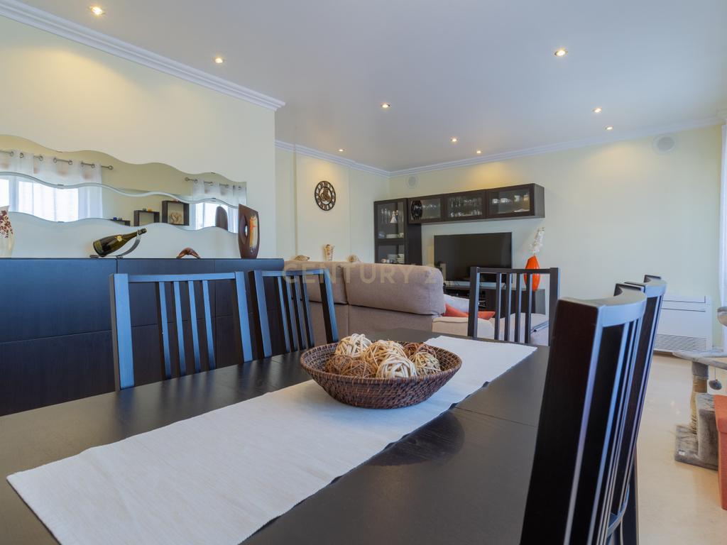Excelente apartamento, T3, para venda, prédio com elevador na Charneca da Caparica a 1.500 m da praia. - Image 19