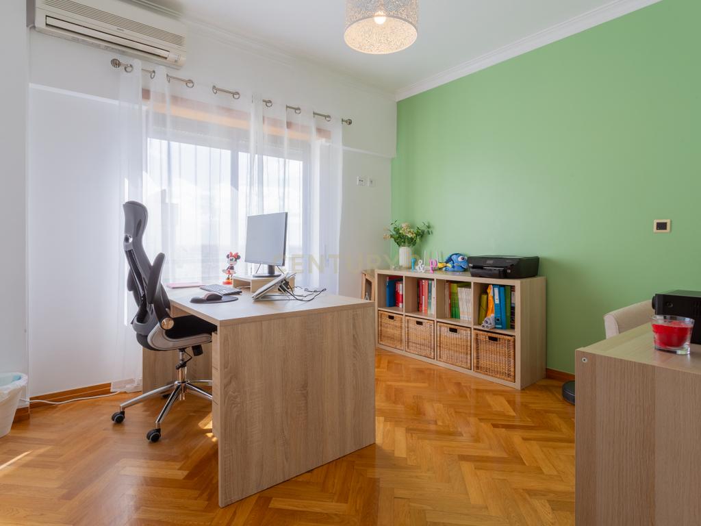 Excelente apartamento, T3, para venda, prédio com elevador na Charneca da Caparica a 1.500 m da praia. - Image 37