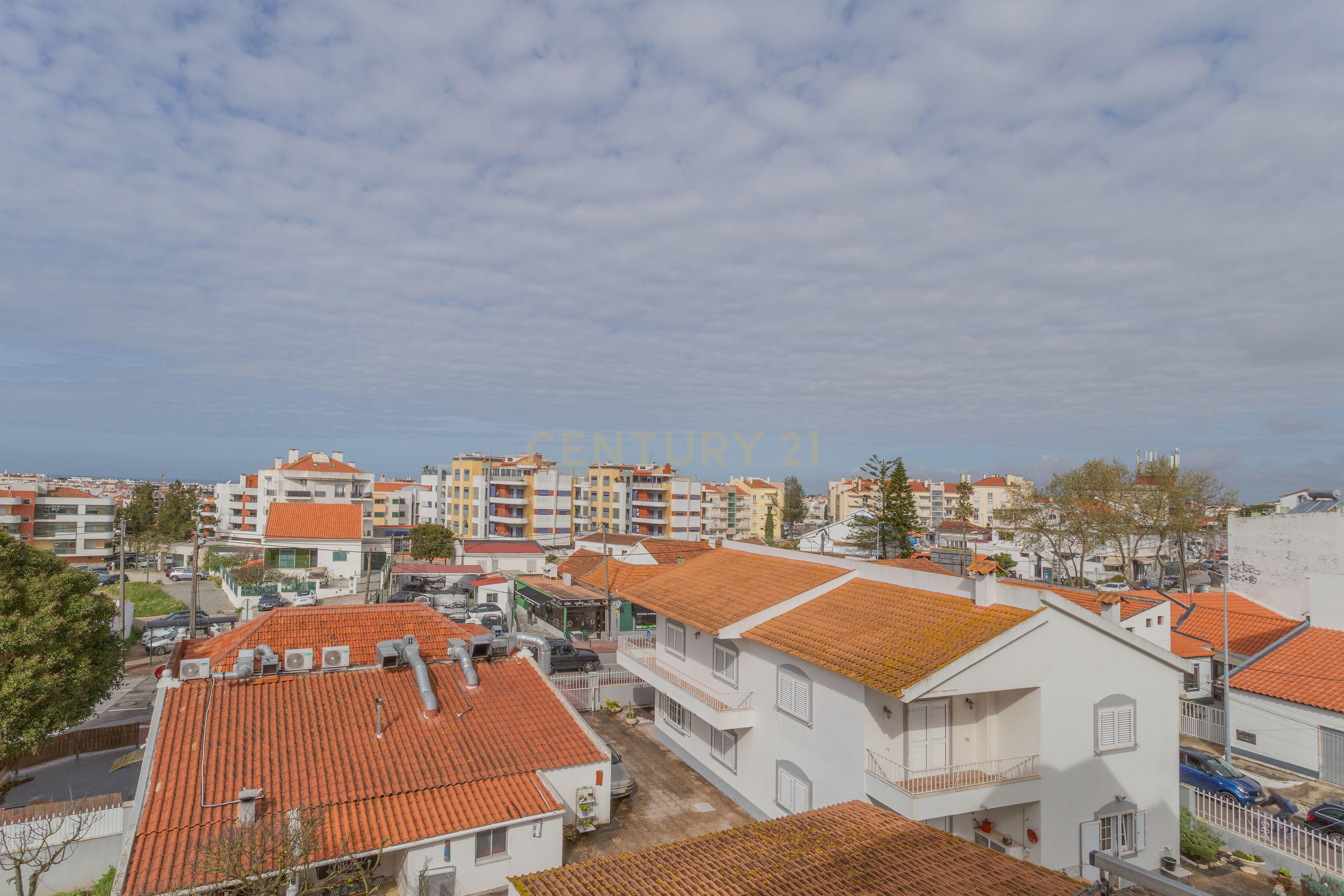 Excelente apartamento, T3, para venda, prédio com elevador na Charneca da Caparica a 1.500 m da praia. - Image 43