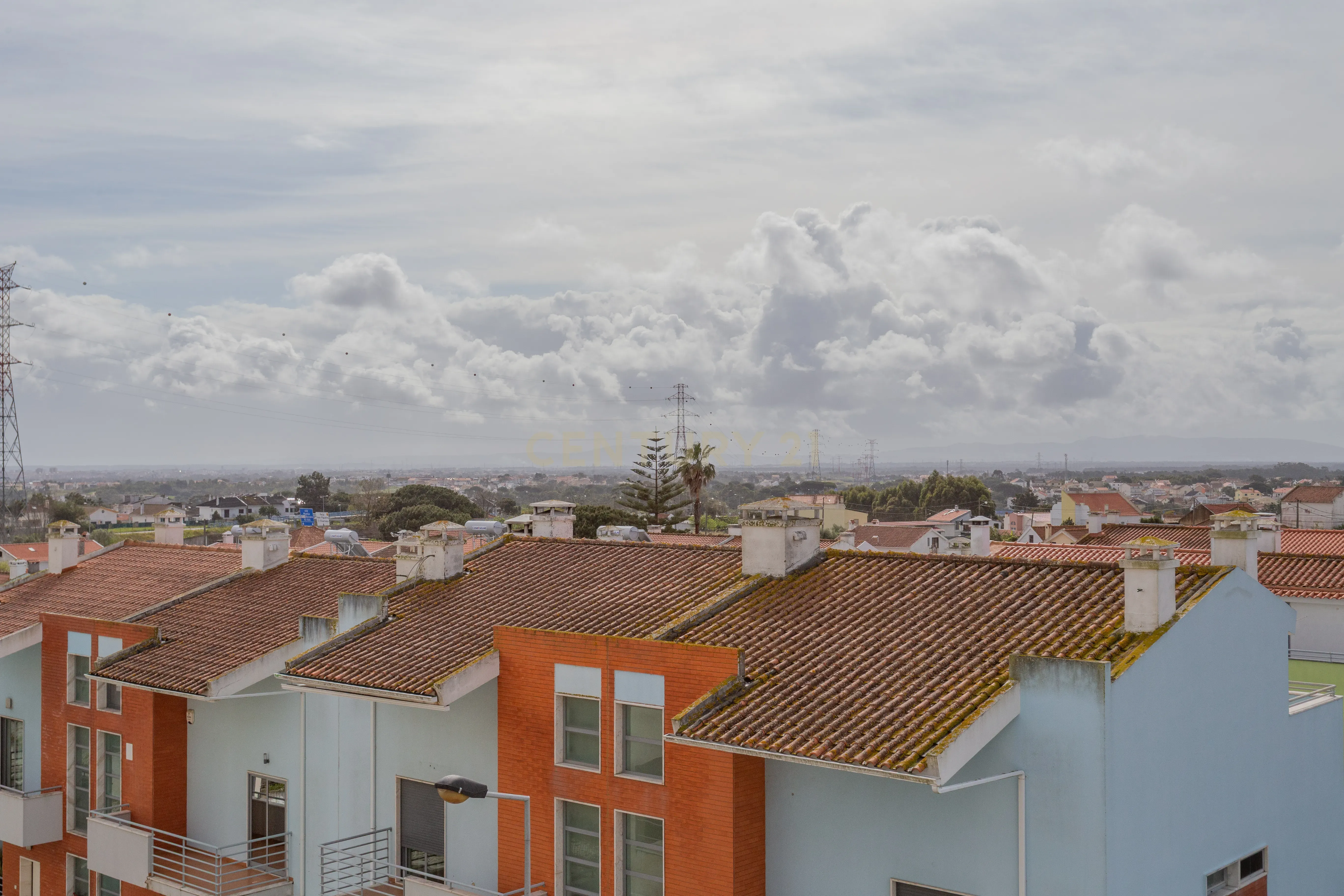 Excelente apartamento, T3, para venda, prédio com elevador na Charneca da Caparica a 1.500 m da praia. - Image 48