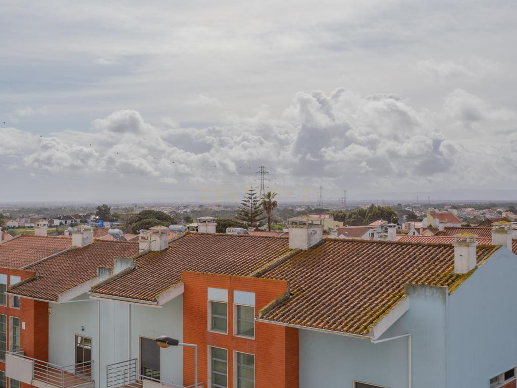 Excelente apartamento, T3, para venda, prédio com elevador na Charneca da Caparica a 1.500 m da praia. - Image 48
