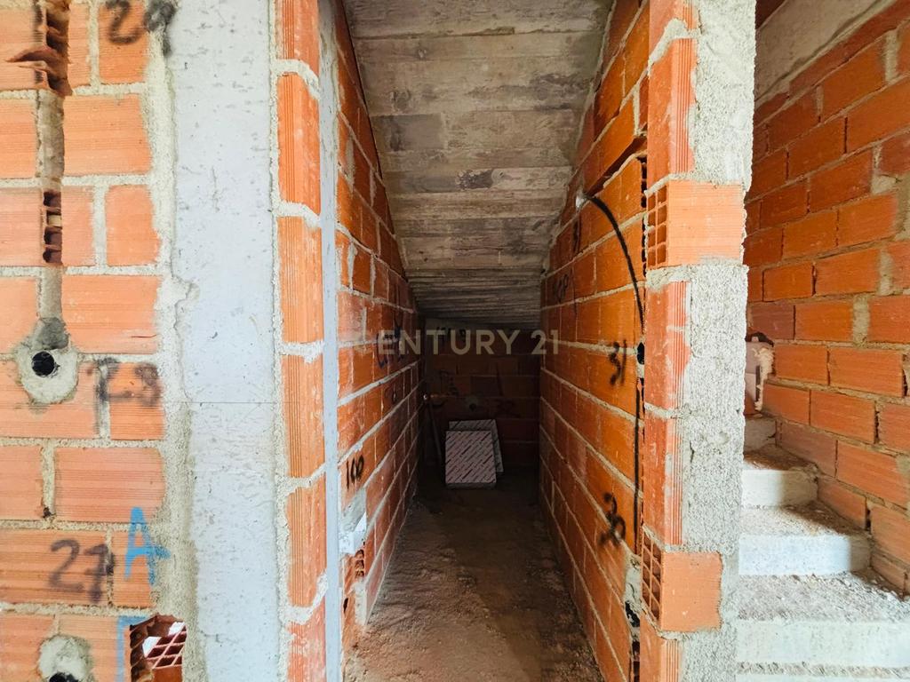 🏡 **Moradia T4 com piscina – Foros da Amora** - Image 39