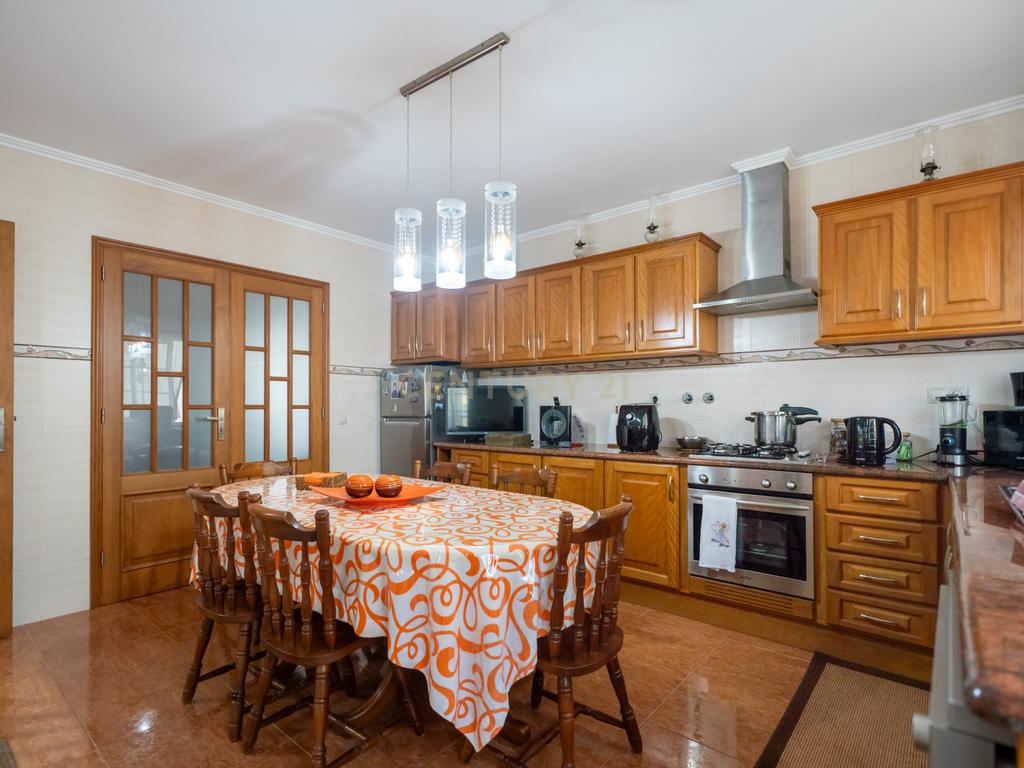 Moradia T4 na Ribeira Seca — Localização Privilegiada na Ribeira Grande - Image 12