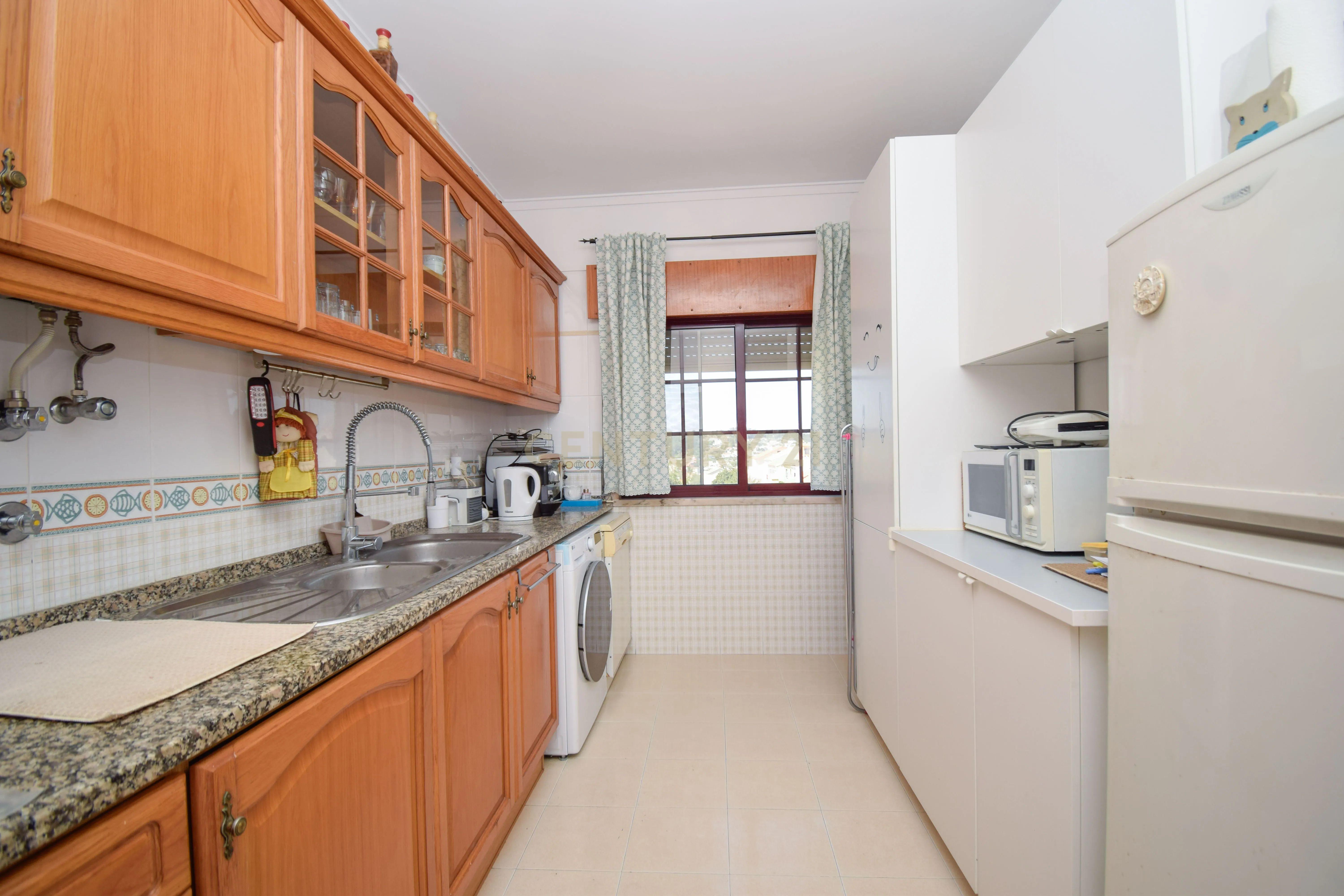 Fotografia 9 de Apartamento T3, com 107 m² de área útil, estúdio musical com 40 m² e garagem fechada , varanda e arrecadação