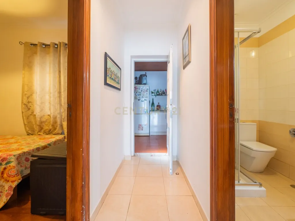 Moradia T4 com piscina | Cascais - Image 32