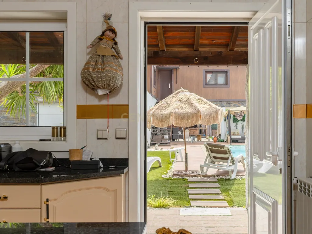 Moradia com Piscina, Vistas Panorâmicas e T2 Independente | São Gonçalo, Amarante - Image 11