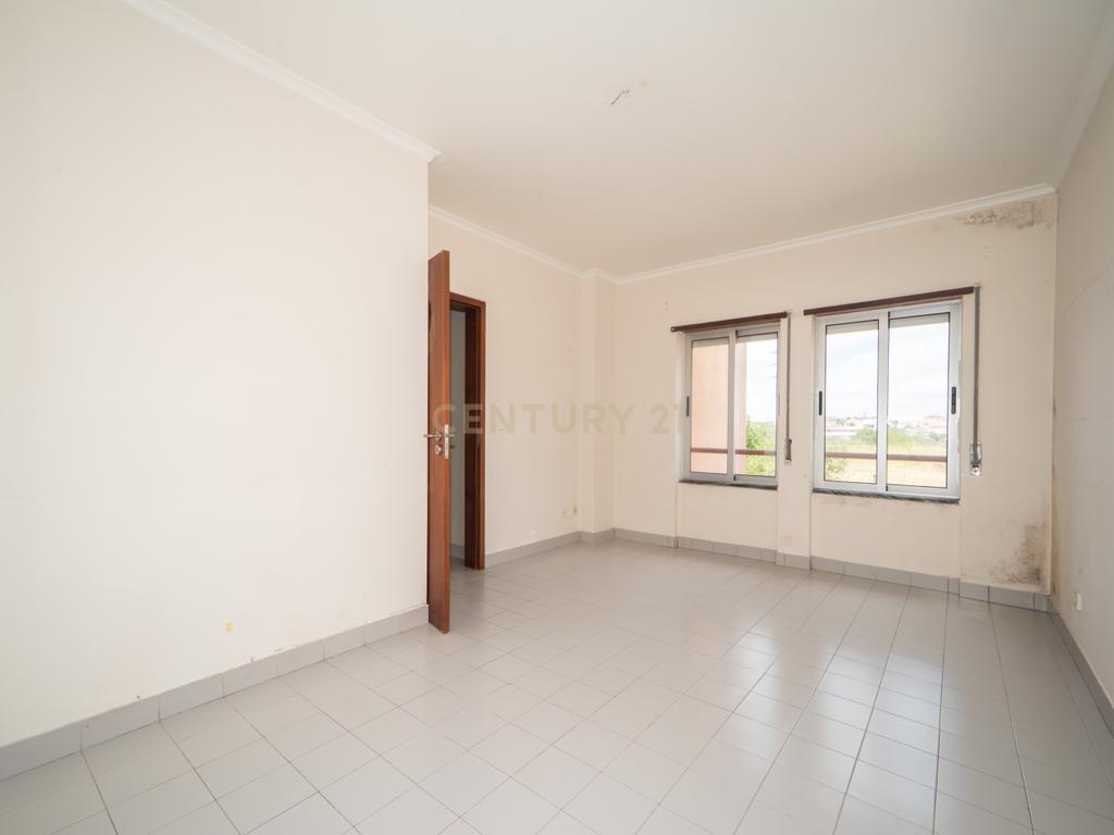 Apartamento T1 em Talaíde, Porto Salvo, Oeiras  - Image 10