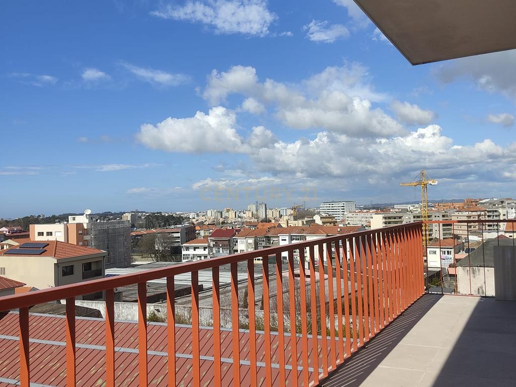 Apartamento T1 renovado, Paranhos - Image 2