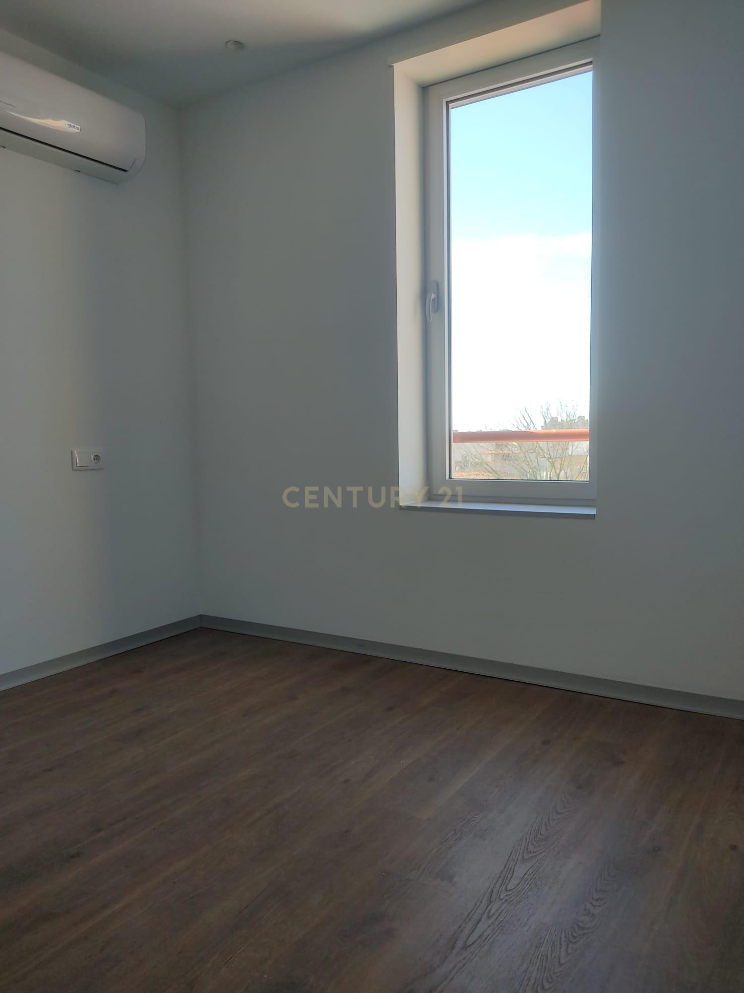 Apartamento T1 renovado, Paranhos - Image 4