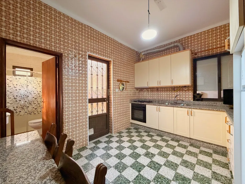 Moradia com 3 frações independentes em Caxinas, Vila do Conde, Porto - Image 27