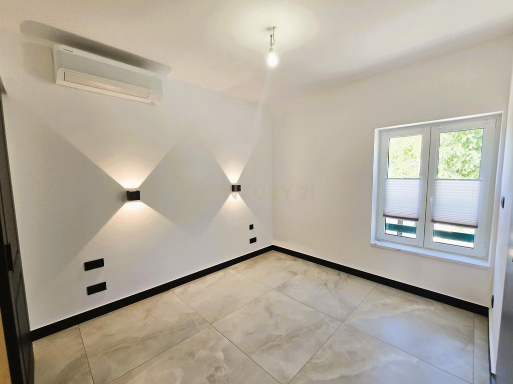 Luxuoso Duplex T2+1 na Urb. Vilaflor, Vilamoura *Renovado* - Image 10
