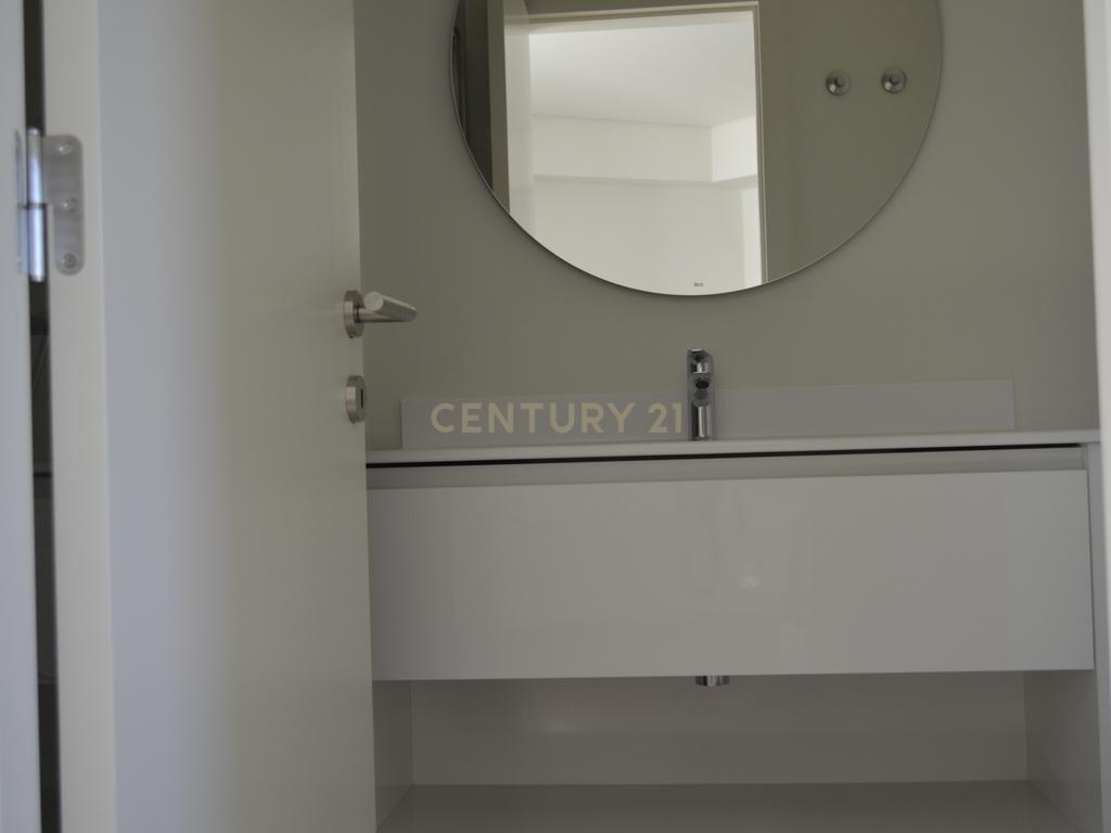 Luxuoso Apartamento Novo | T3 | Lisboa - Image 5