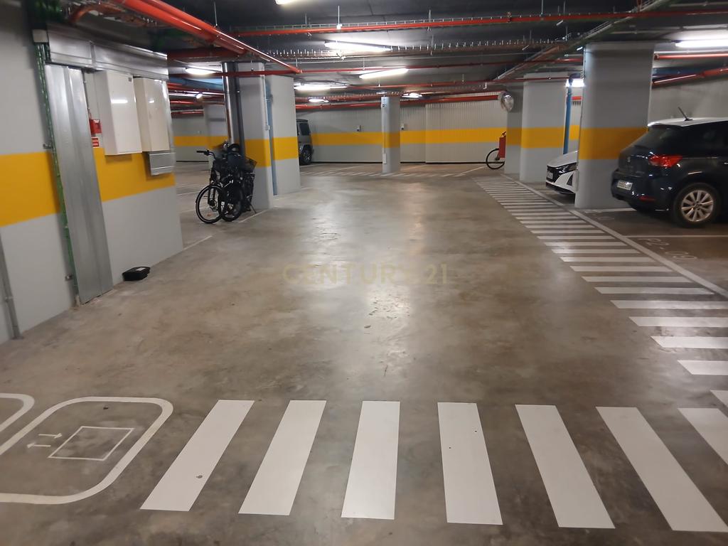 Parqueamento para arrendamento - Marquês de Pombal - Image 6