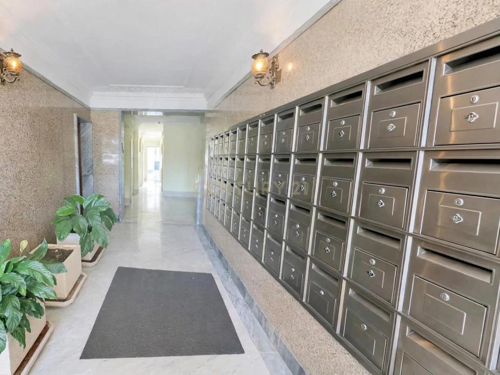 Apartamento T3 Remodelado | Odivelas | Negociável - Image 22