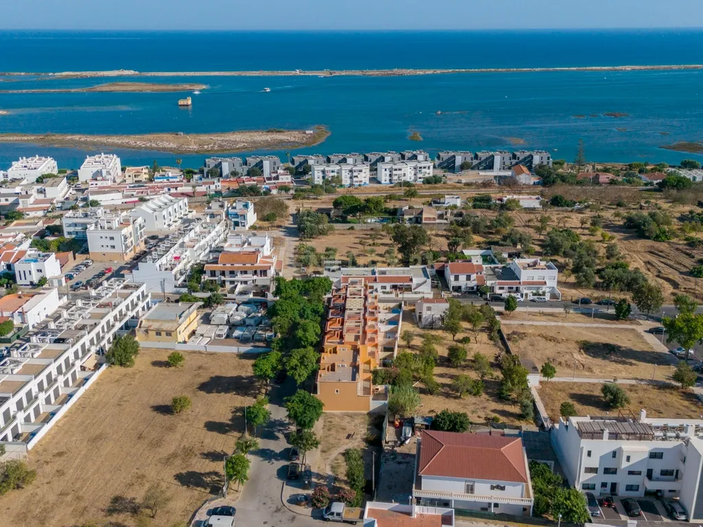 Moradia T3 com Piscina e Vista Mar - Fuzeta, Olhão - Image 37