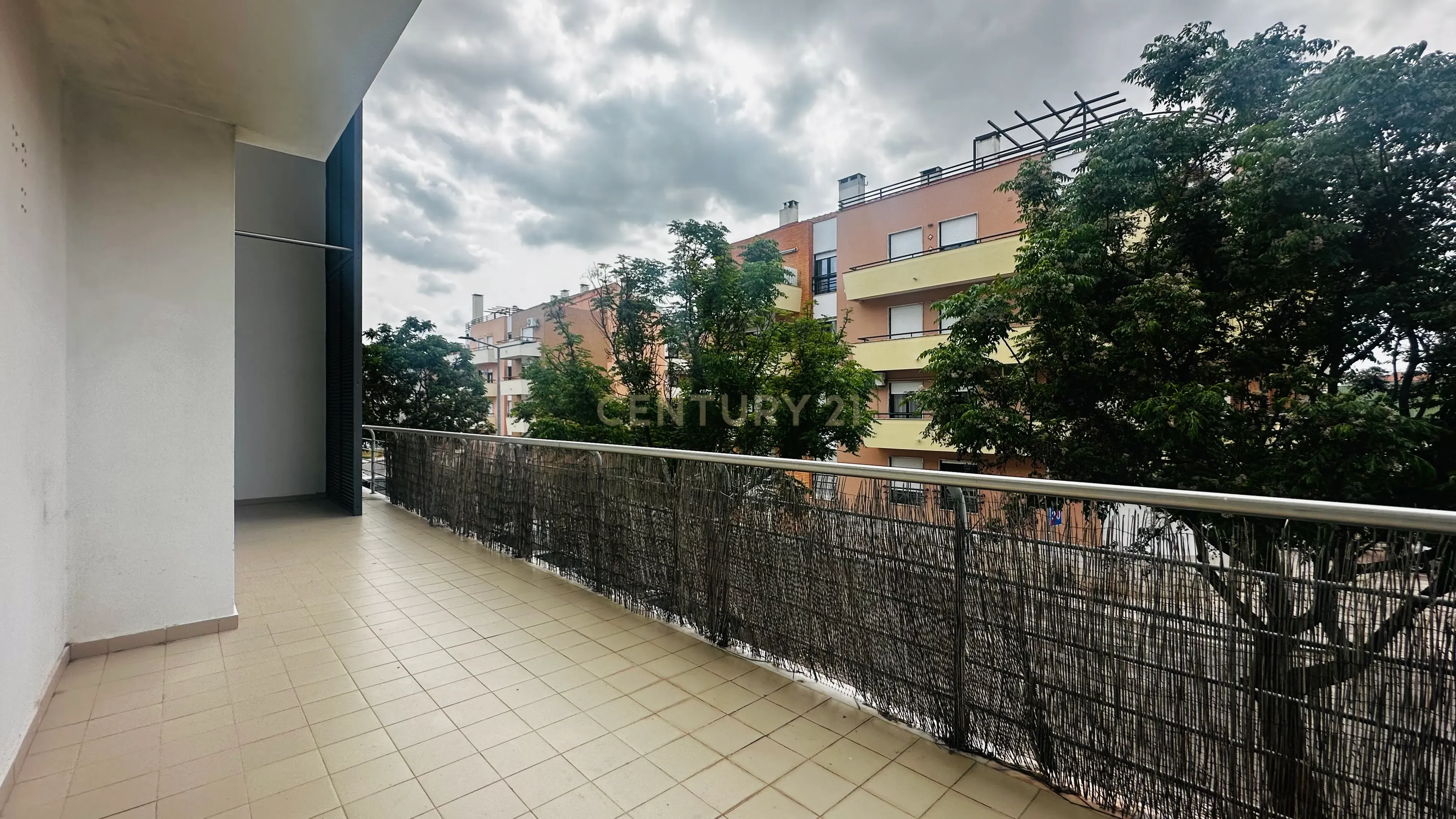 Fotografia 5 de Apartamento T3 com Varandas, Garagem e Parqueamento, na Vila Serena, Pinhal Novo