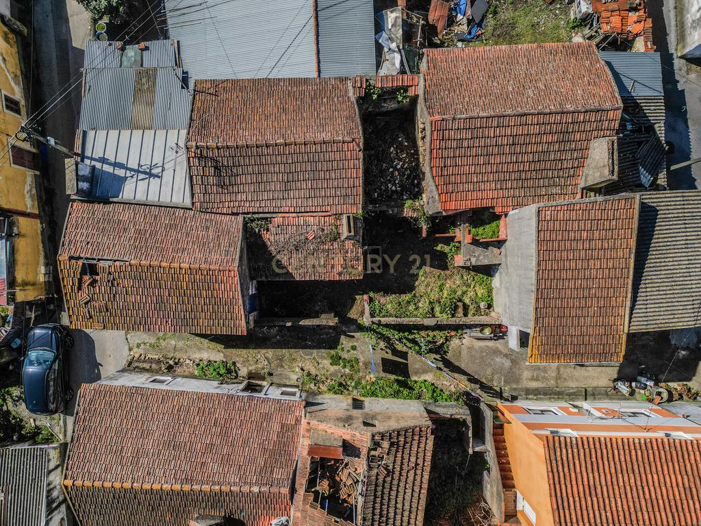Moradia para reabilitar em Lares, Vila Verde, Figueira da Foz - Image 9