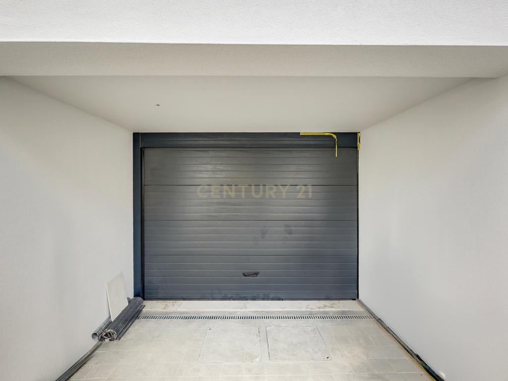 Moradia T4 com piscina em Caneças - Image 57