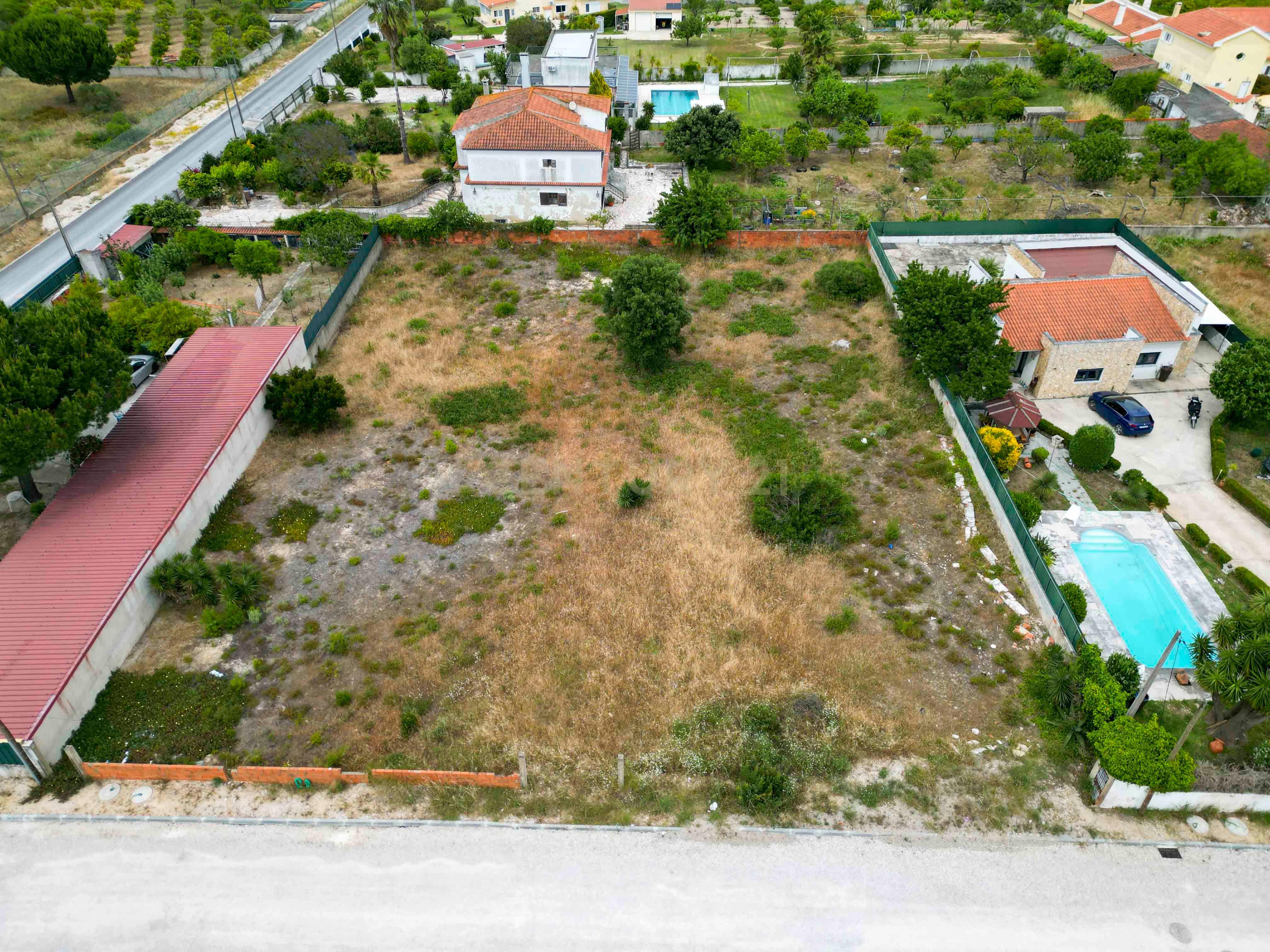 Fotografia 4 de Terreno urbano em Pinhal de Frades, Fernão Ferro, Seixal