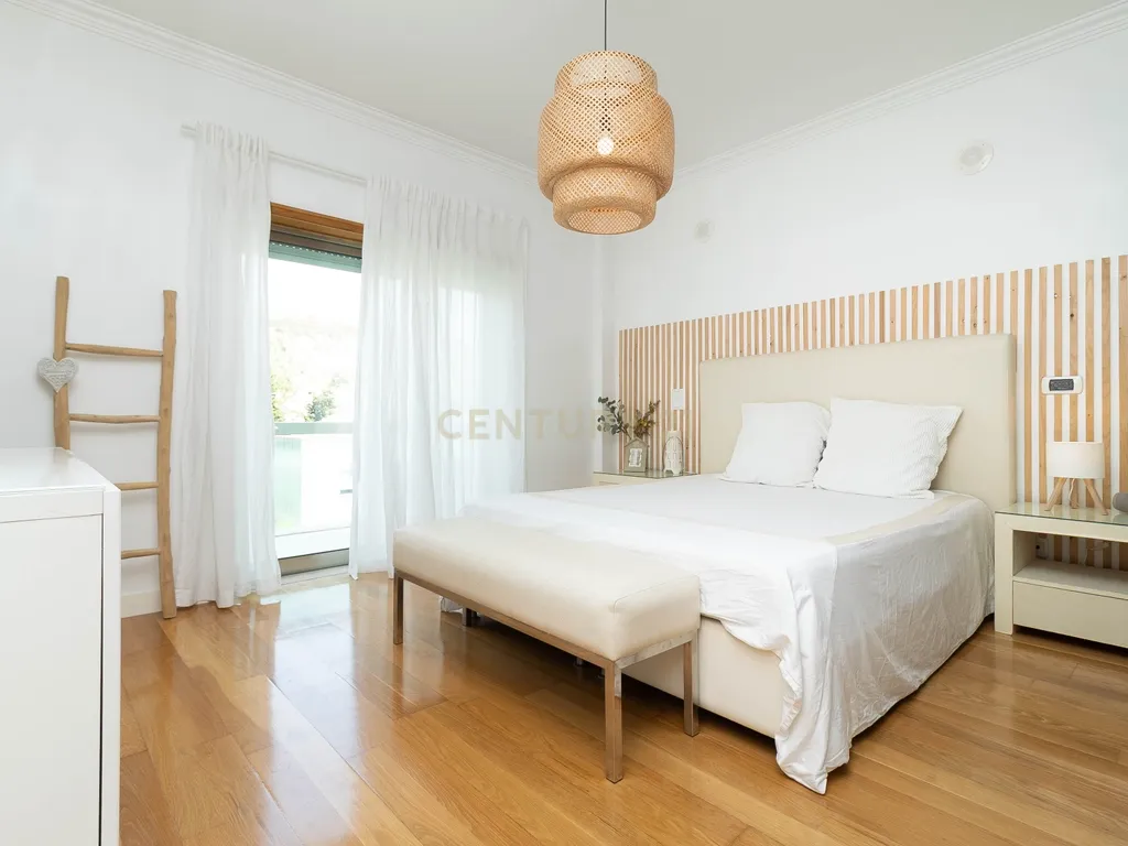Apartamento Duplex T3 perto do mar na Caparica — Conforto, Elegância, Proximidade da Natureza e Estilo de Vida Descontraído - Image 52
