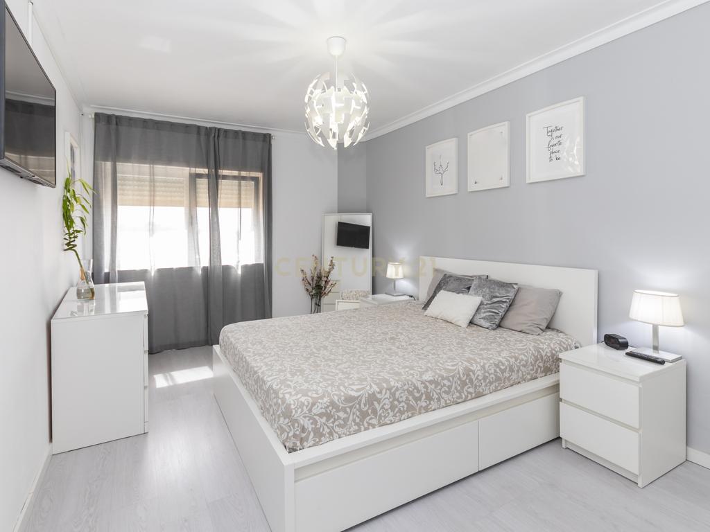 Apartamento T2, nos Fidalguinhos - Barreiro - Lavradio - Image 35