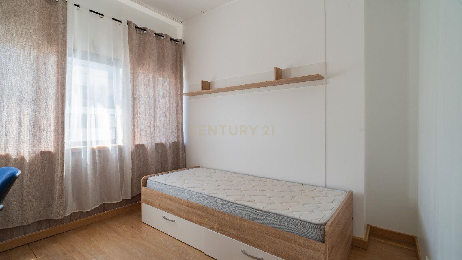 Fotografia 12 de T2+1 Mobilado e Equipado | 169.000€