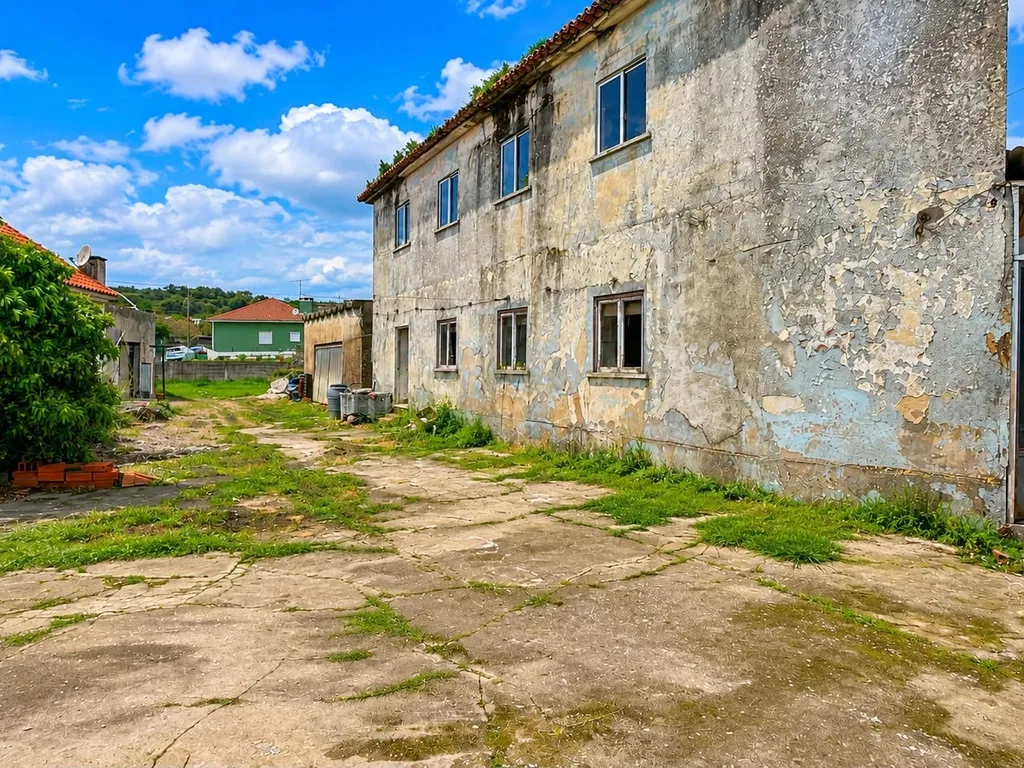 TERRENO URBANO COM 2.000M2- EXCELENTE OPORTUNIDADE DE INVESTIMENTO - Image 6