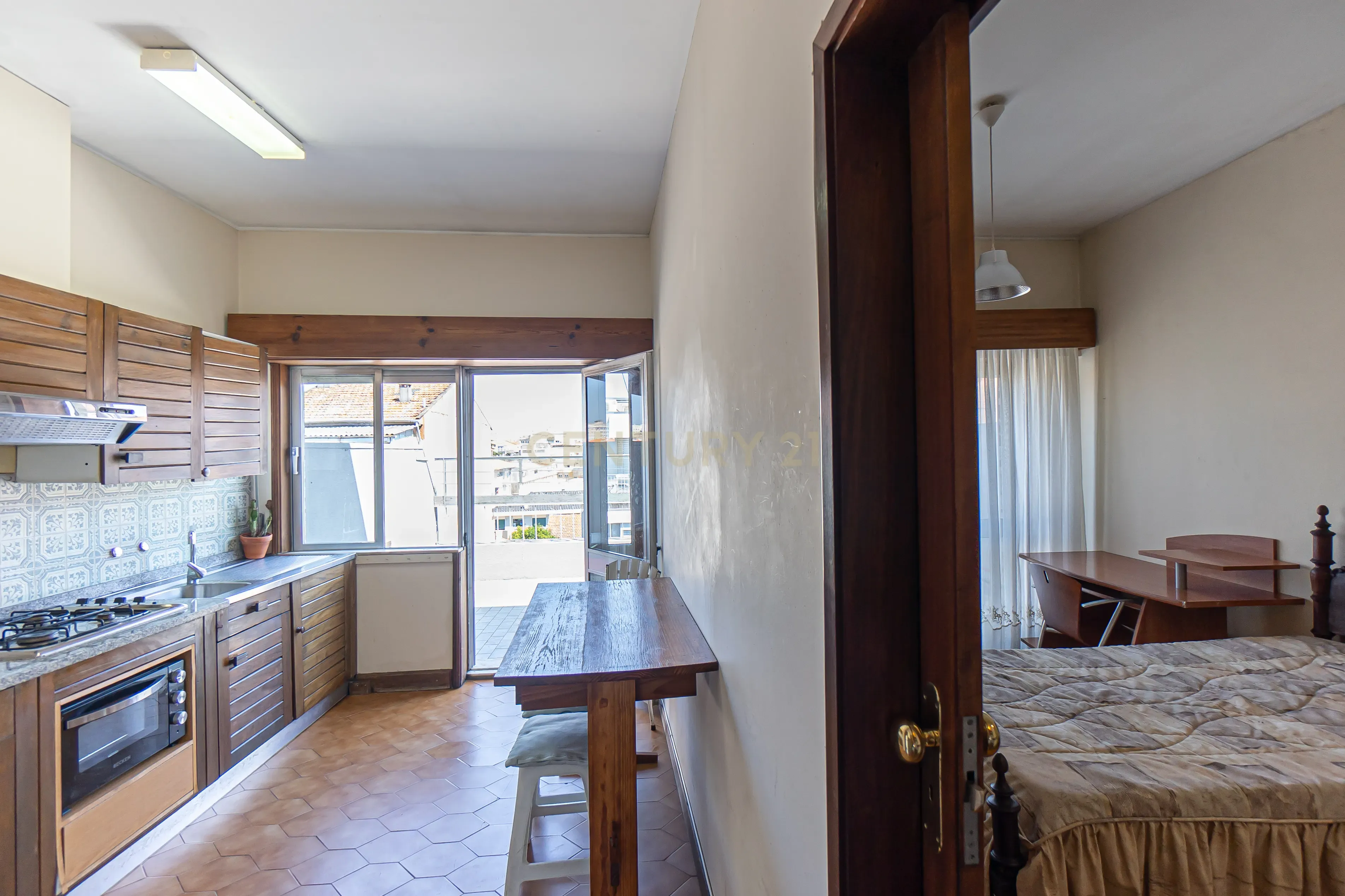 Fotografia 7 de Apartamento T2+1 com Terraço na Prestigiada Rua da Alegria