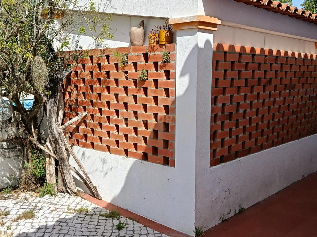Casa Isolada em Sampaio-Sesimbra, Setúbal com Piscina e Vista Panorâmica - Image 46