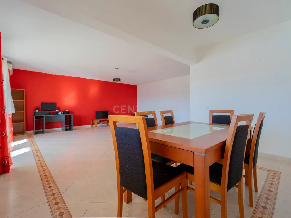 Apartamento T3 em Silves, Faro - Image 8