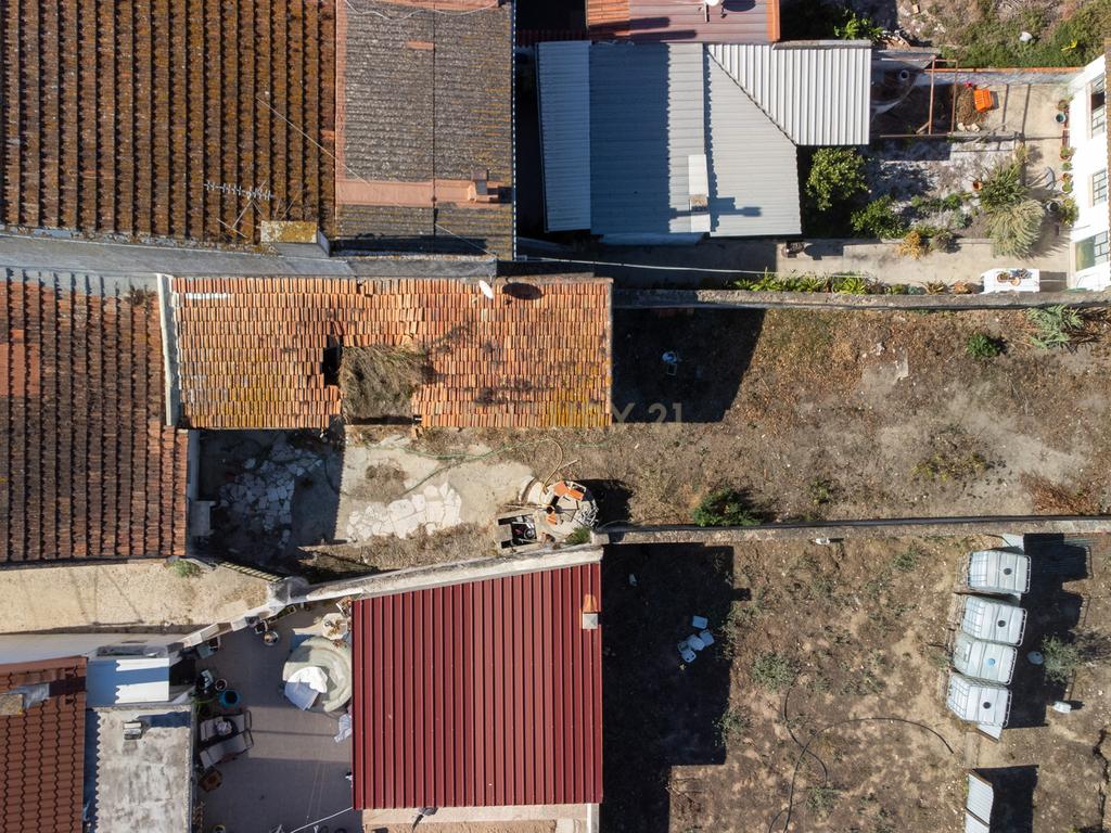 Casa para Recuperação em Cartaxo com Vista Panorâmica - Image 12