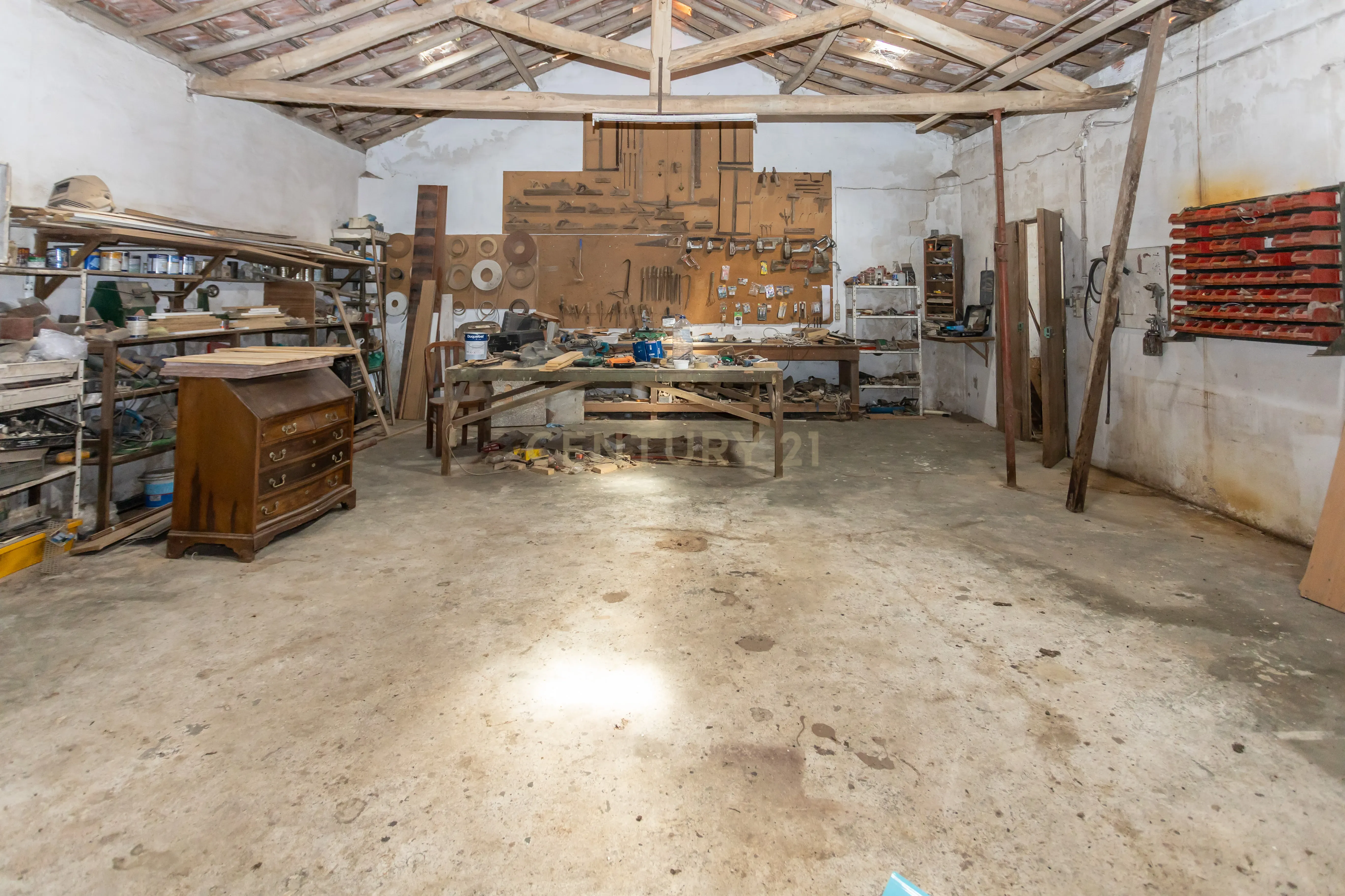 Oportunidade Única loft por 100.000€ a 15 minutos de Setúbal - Image 34