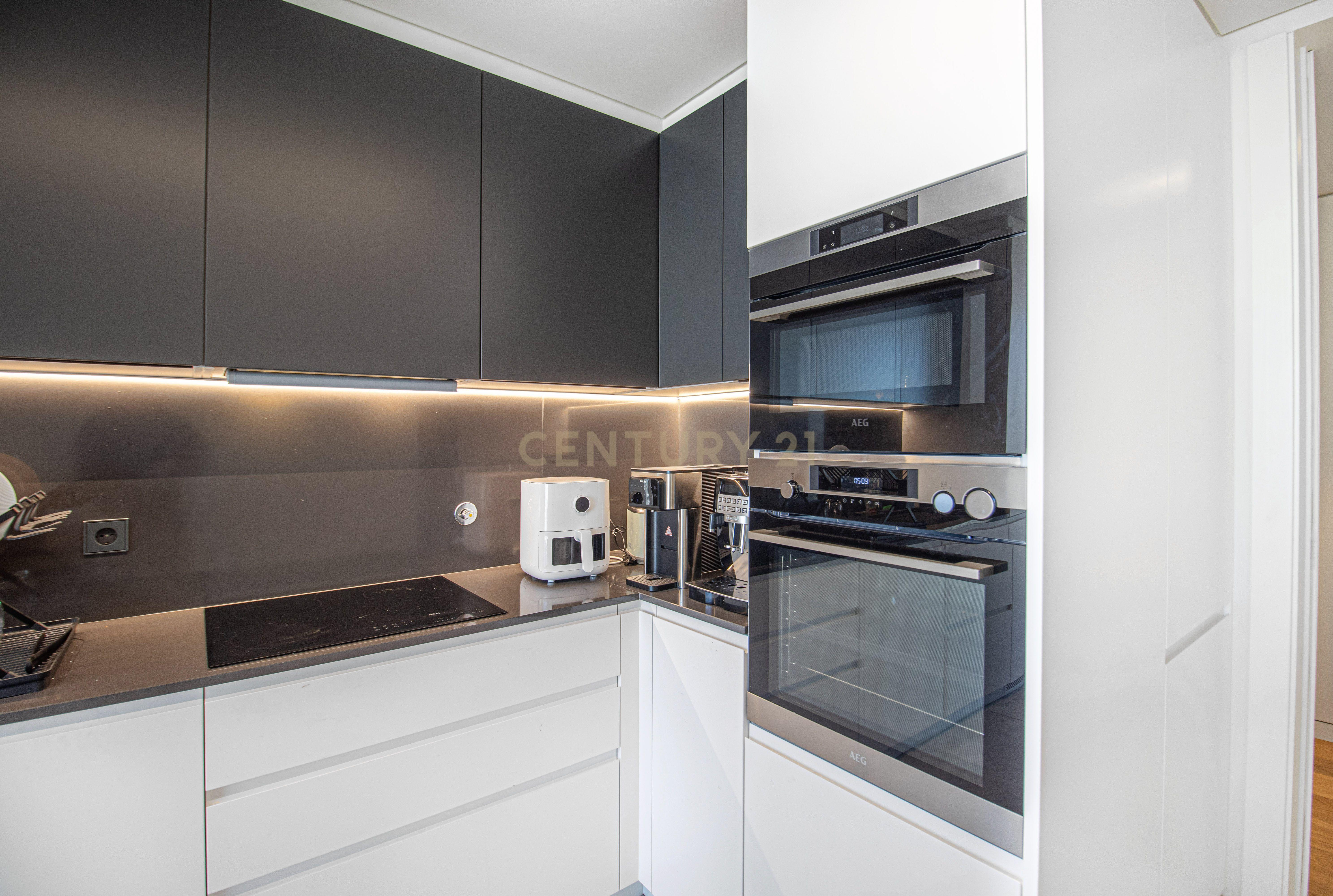 Apartamento T2 no Infinity em Campolide - Image 4