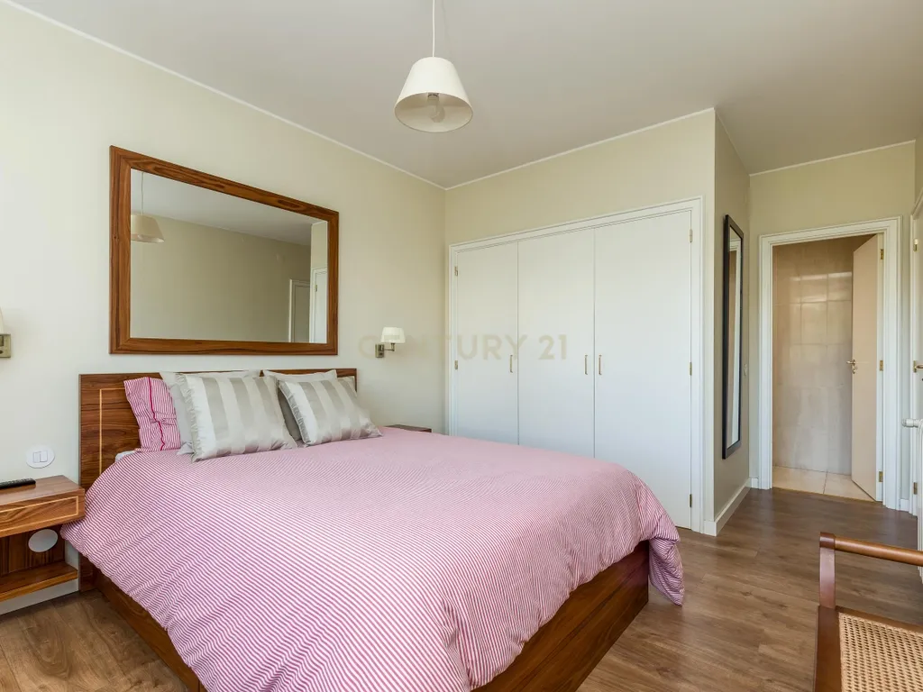 Apartamento T2 no Edifício Vilamar, Foz do Douro, Porto - Image 15