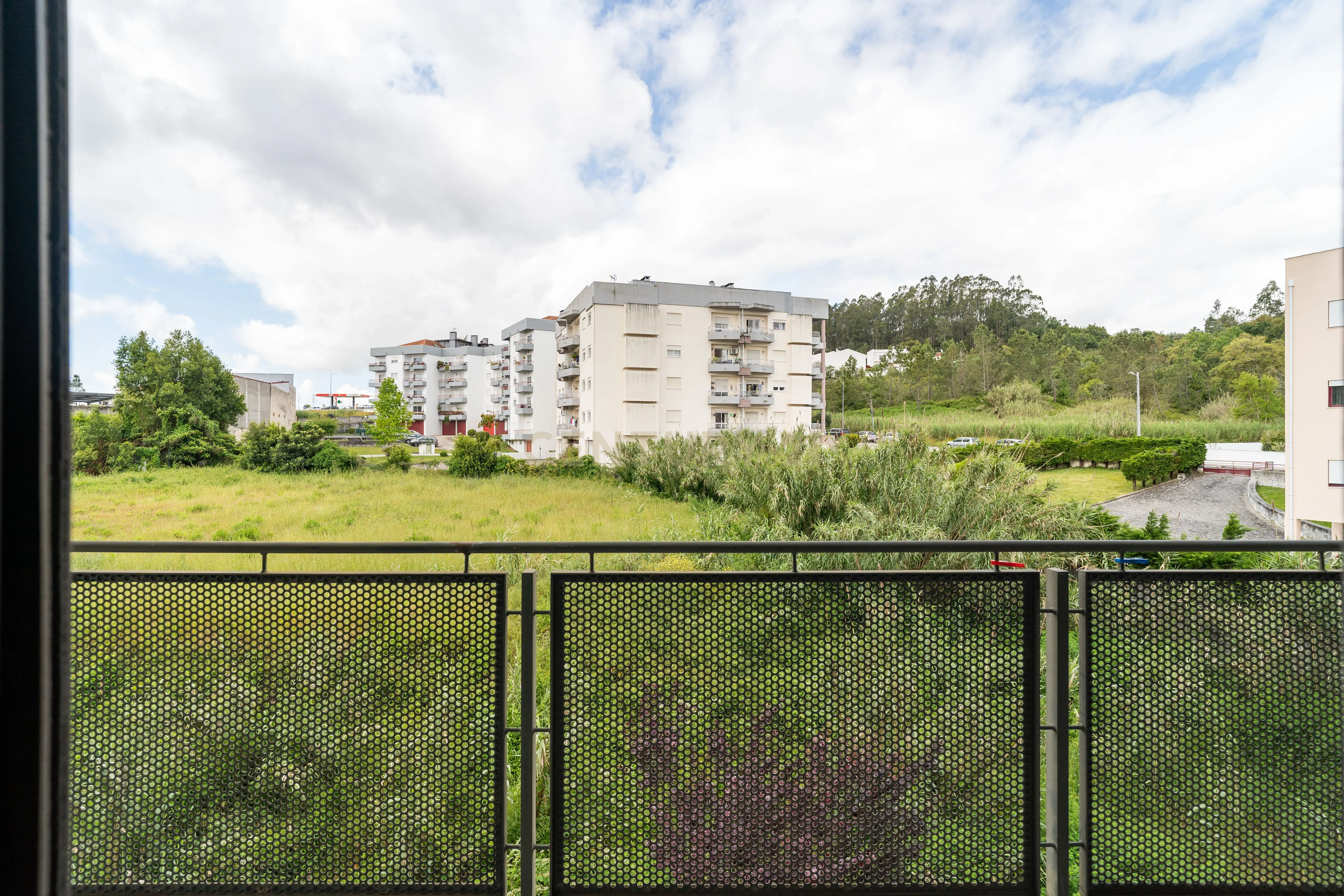 Apartamento T2 em ótimo estado de conservação, às portas de Montemor-o-velho. - Image 13