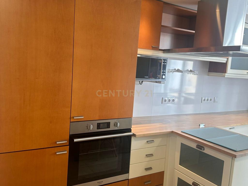 Apartamento T3 em Vialonga, com Garagem e Elevador - Image 21