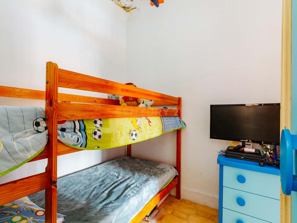 Apartamento T2 no centro Histórico Alcochete  - Image 15
