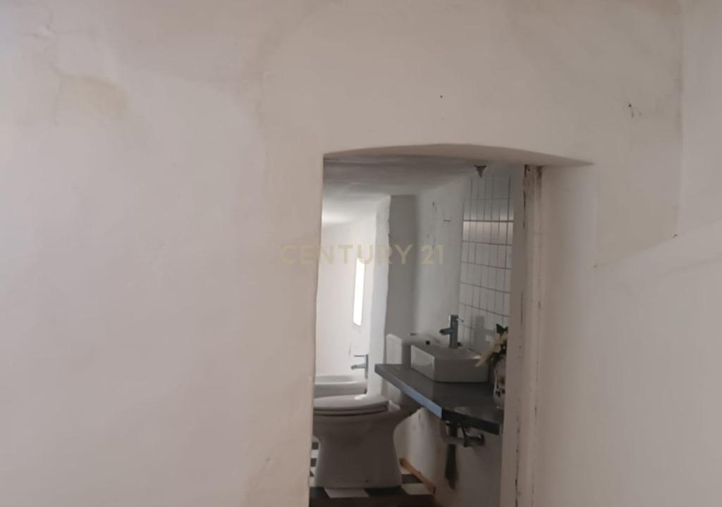 Prédio - no coração da vila raiana de Campo Maior! - Image 11