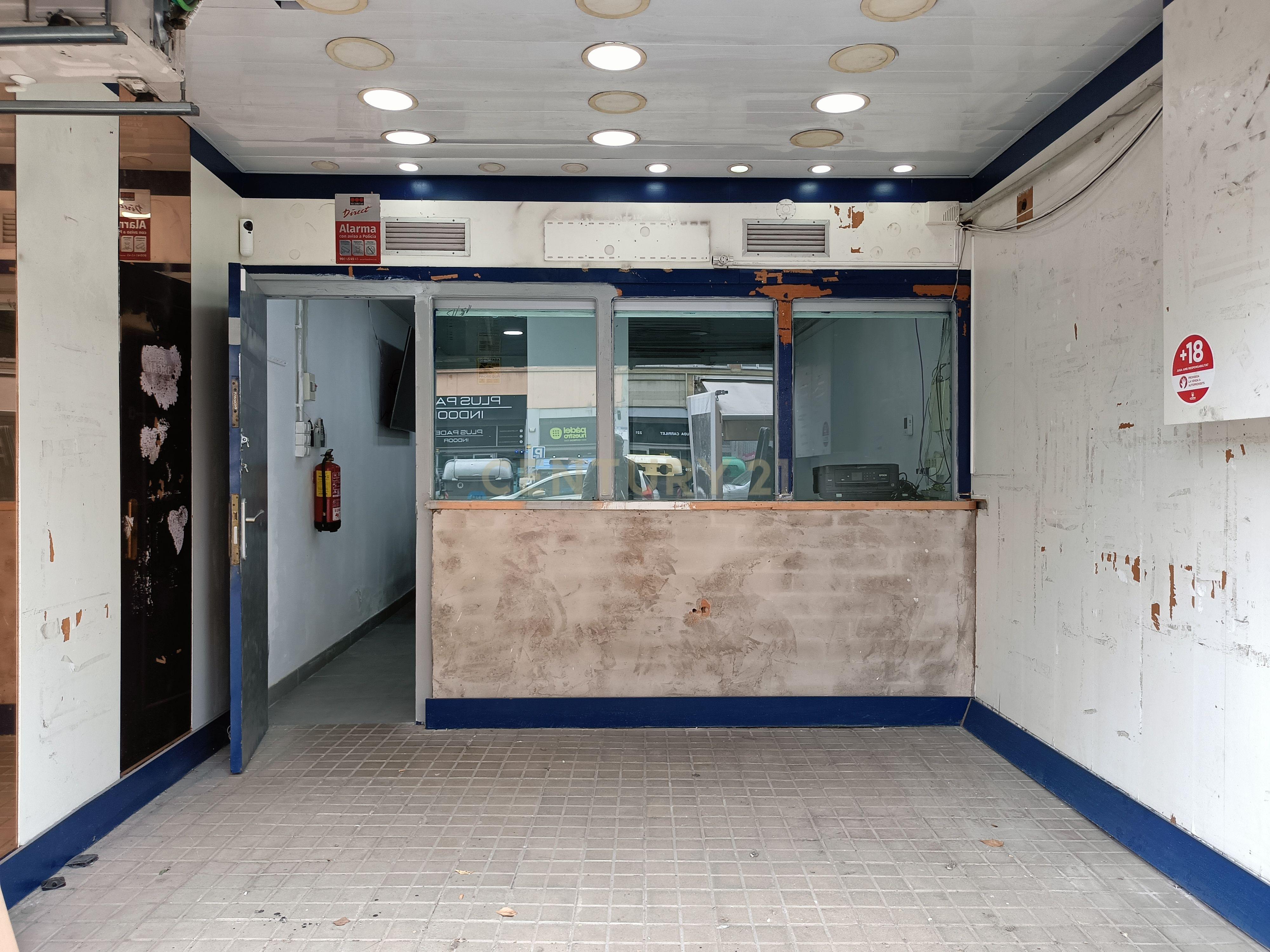 Local Comercial em Barcelona com Acessibilidade e Potencial - Image 8