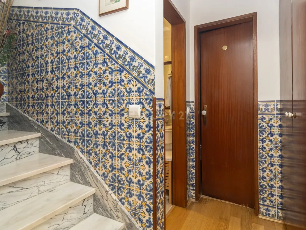 Moradia em Banda de 5 assoalhadas na Banática - Image 23