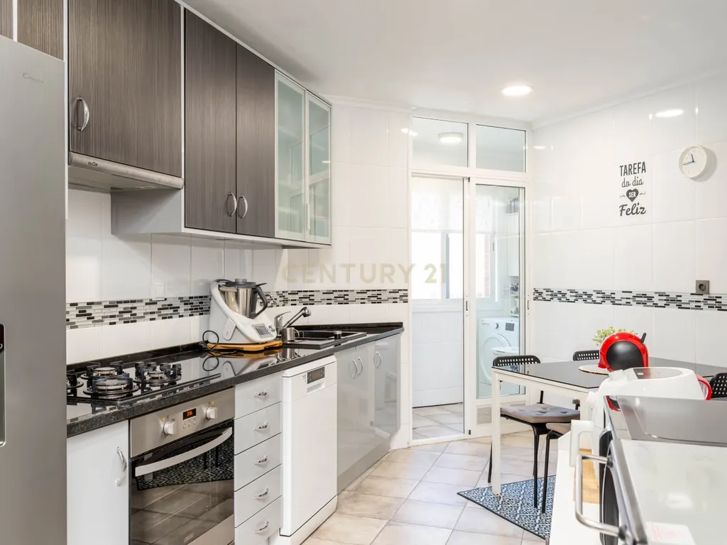 Apartamento T3 em Alhos Vedros - Moita - Image 18