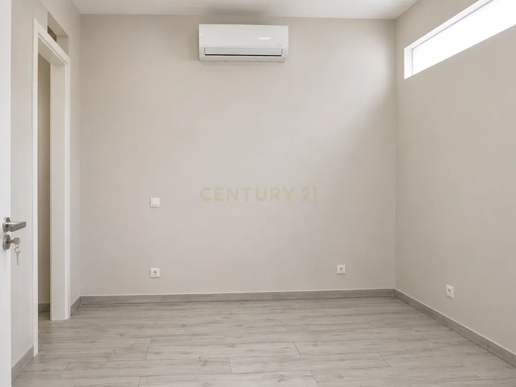 ESPAÇO COMERCIAL TOTALMENTE REMODELADO | PRONTO A RECEBER O SEU NEGÓCIO - Image 10