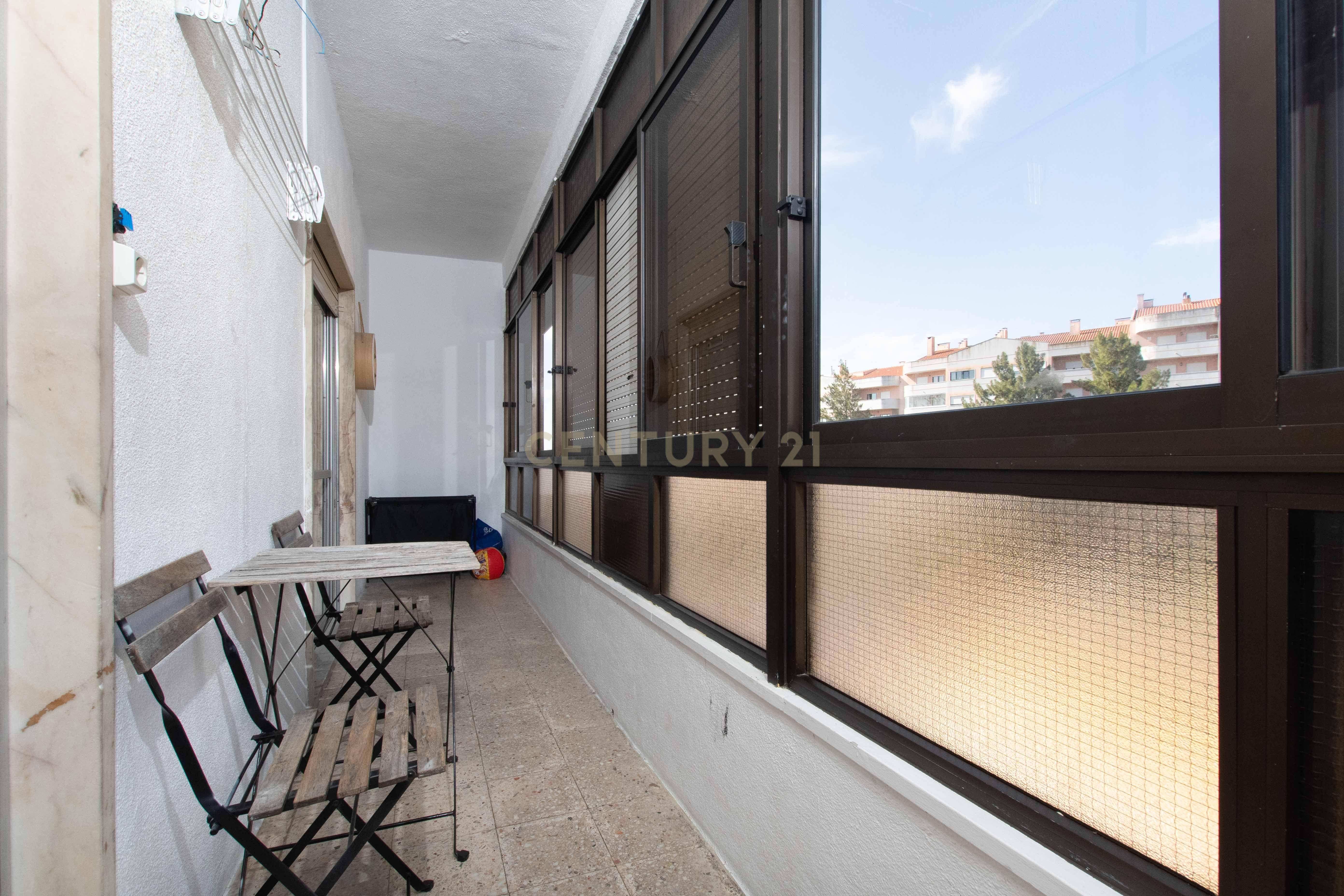 Fotografia 9 de Apartamento T3 Espaçoso | Forte da Casa | Excelente Localização