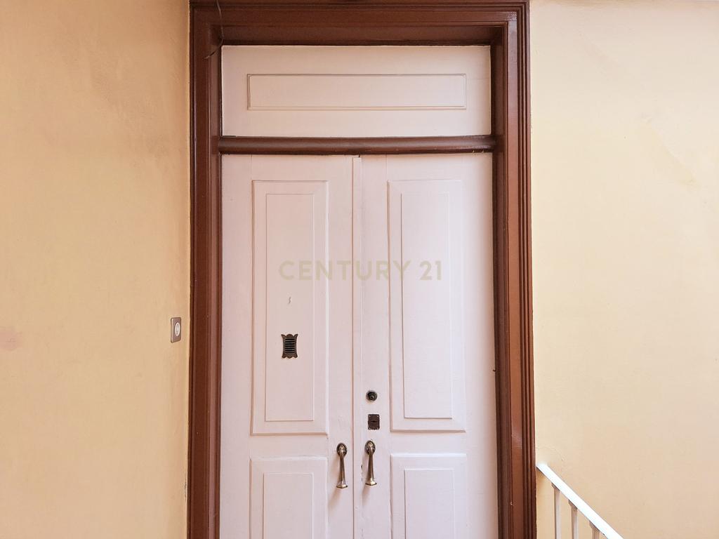 Apartamento T3+2 para Arrendamento em Campolide - Image 28