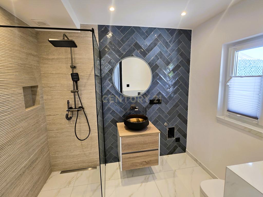 Luxuoso Duplex T2+1 na Urb. Vilaflor, Vilamoura *Renovado* - Image 22