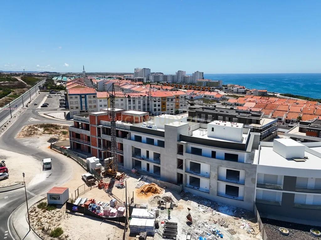 Apartamento Novo, de Luxo, na praia de Santa Cruz em Torres Vedras, Lisboa - 1 Quartos - Image 19