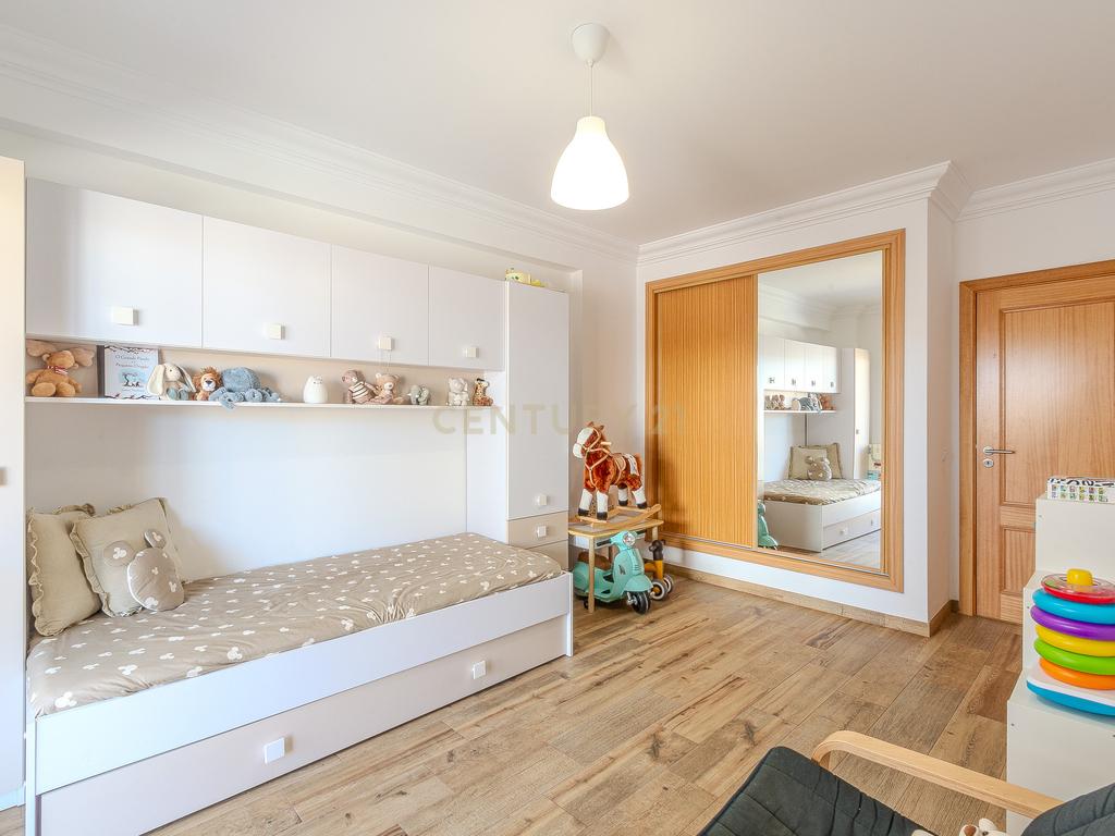 Apartamento T2 | Logradouro | Estacionamento | Olhão  - Image 28