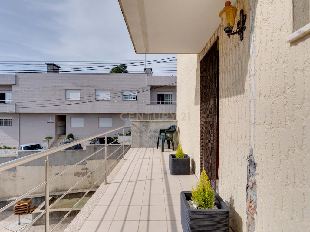 Moradia T3 Nogueira da Regedoura - Image 25