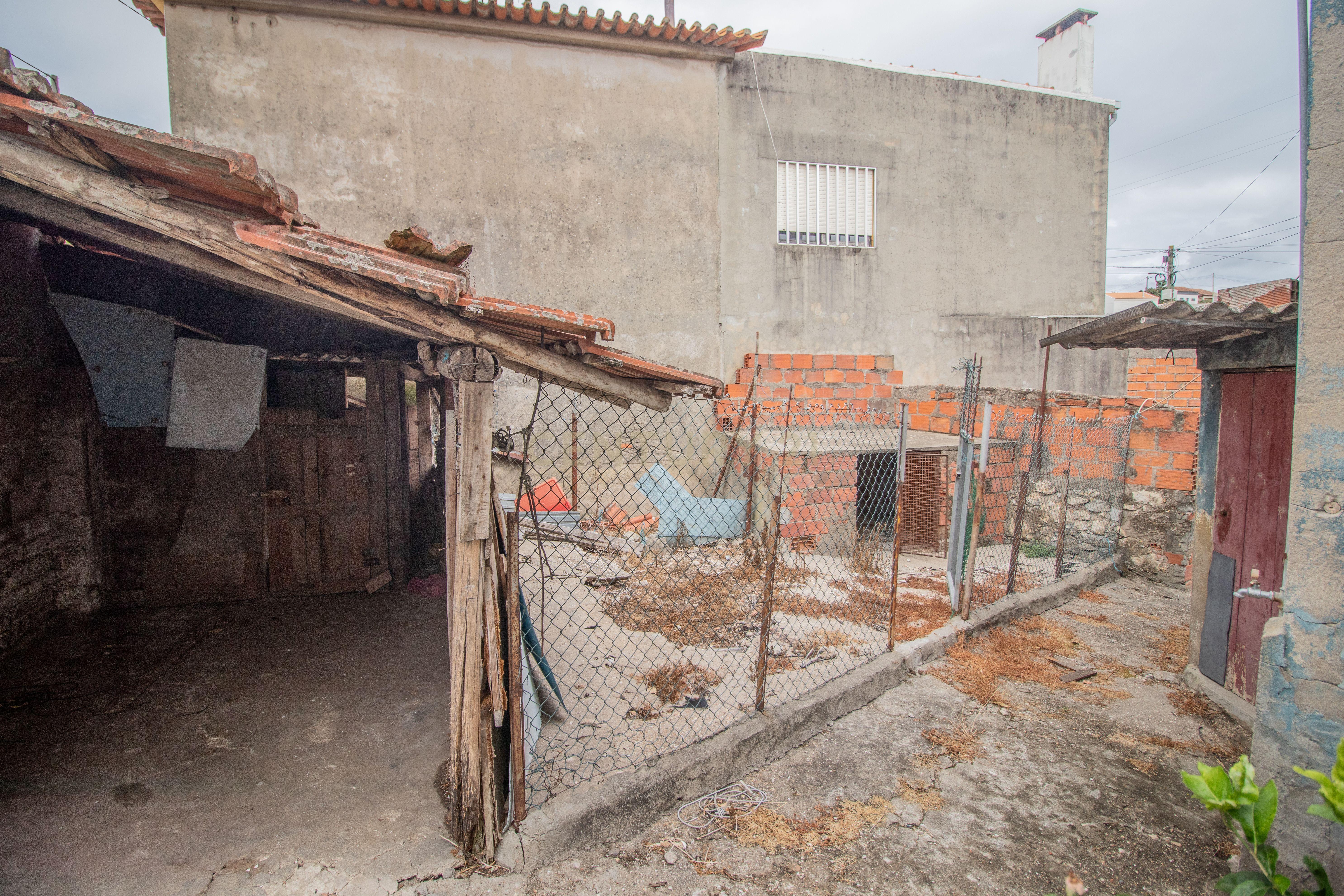 Fotografia 10 de Moradia para recuperar com 250 m² em Vila Verde – Figueira da Foz